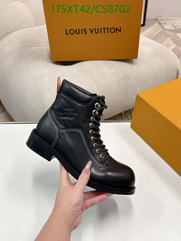 Boots-Men shoes Code: CS8702 $: 175USD