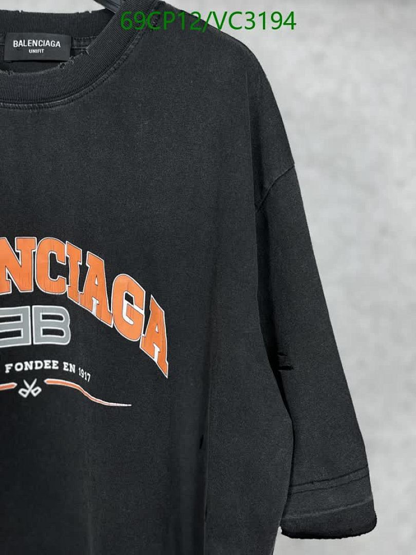 Balenciaga-Clothing Code: VC3194 $: 69USD