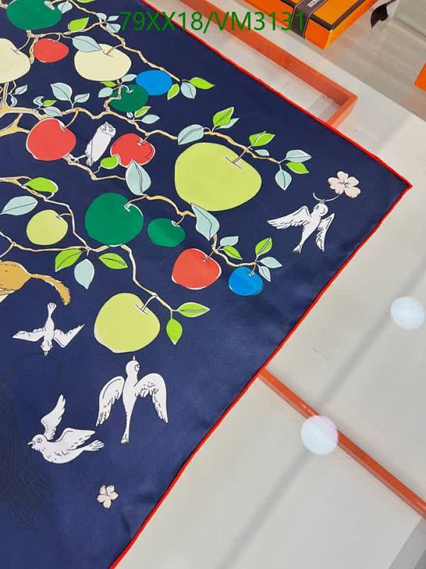 Hermes-Scarf Code: VM3131 $: 79USD