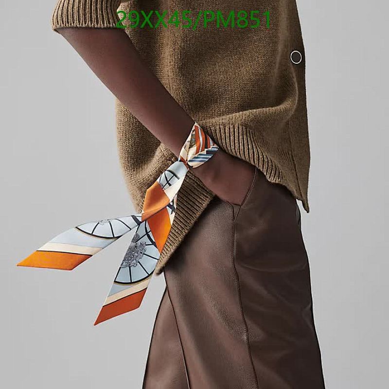 Hermes-Scarf Code: PM851 $: 29USD