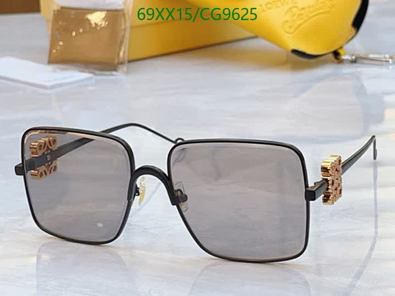 Loewe-Glasses Code: CG9625 $: 69USD