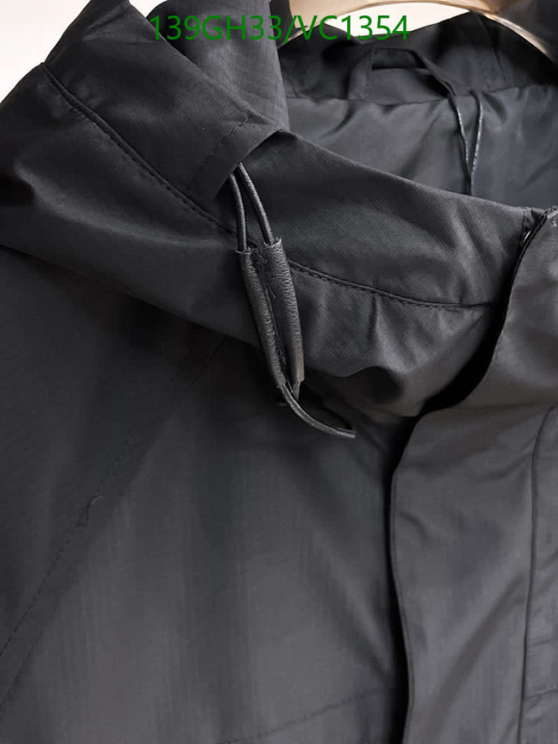 Burberry-Clothing Code: VC1354 $: 139USD