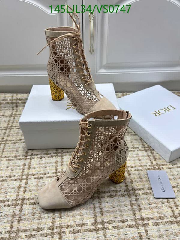 Boots-Women Shoes Code: VS0747 $: 145USD