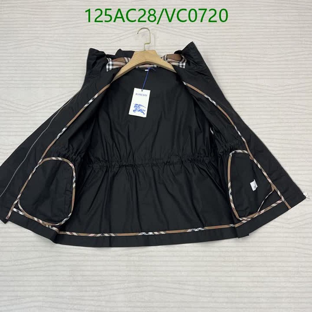 Burberry-Clothing Code: VC0720 $: 125USD