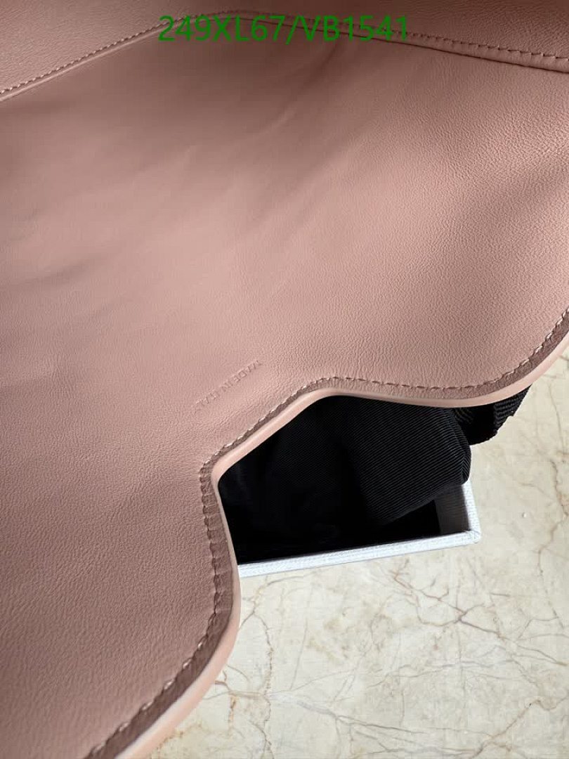 Celine-Bag-Mirror Quality Code: VB1541 $: 249USD