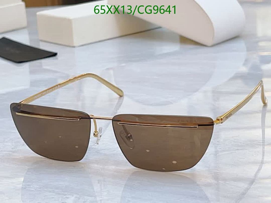 Prada-Glasses Code: CG9641 $: 65USD