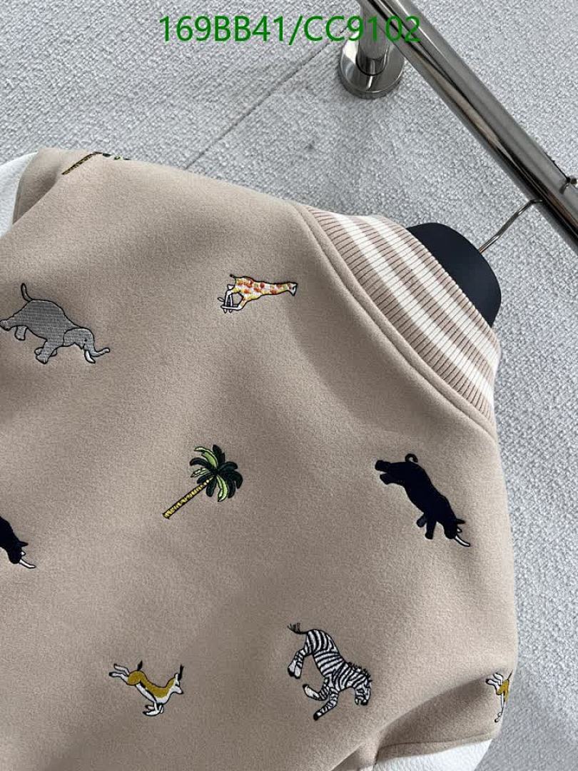 LV-Clothing Code: CC9102 $: 169USD