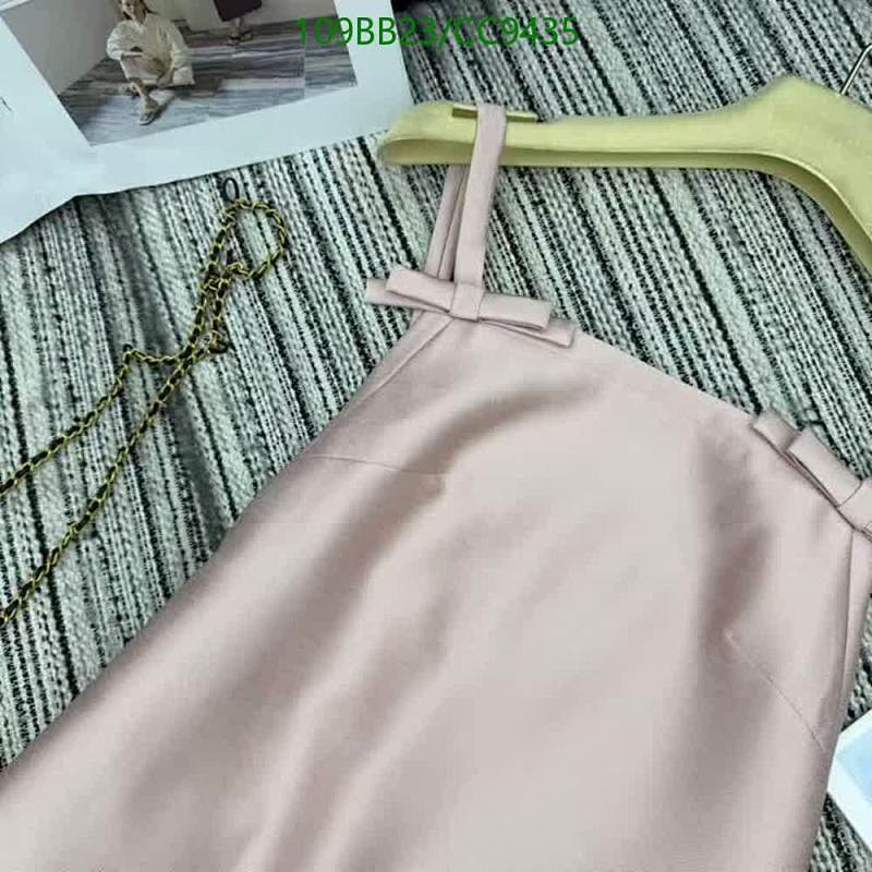 Miu Miu-Clothing Code: CC9435 $: 109USD