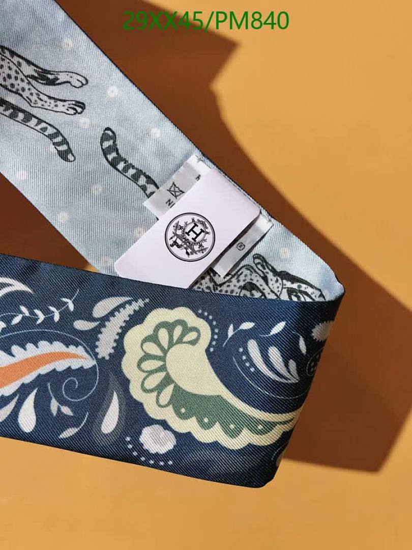 Hermes-Scarf Code: PM840 $: 29USD
