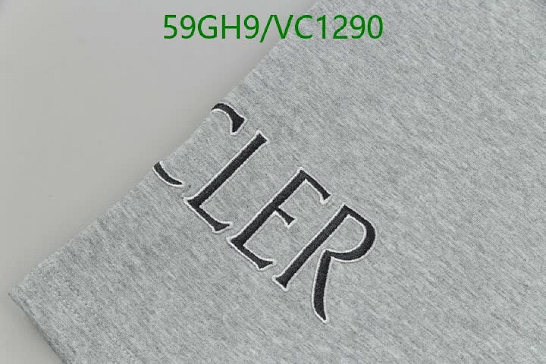 Moncler-Beach Shorts Code: VC1290 $: 59USD