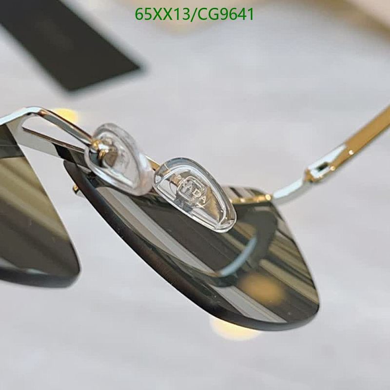 Prada-Glasses Code: CG9641 $: 65USD