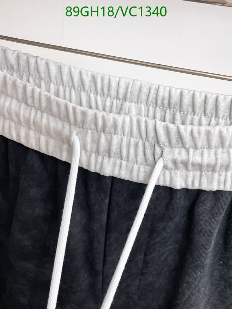 Balenciaga-Clothing Code: VC1340 $: 89USD