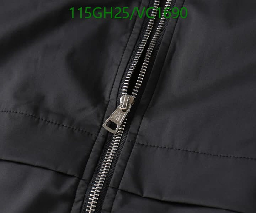 Moncler-Clothing Code: VC1690 $: 115USD