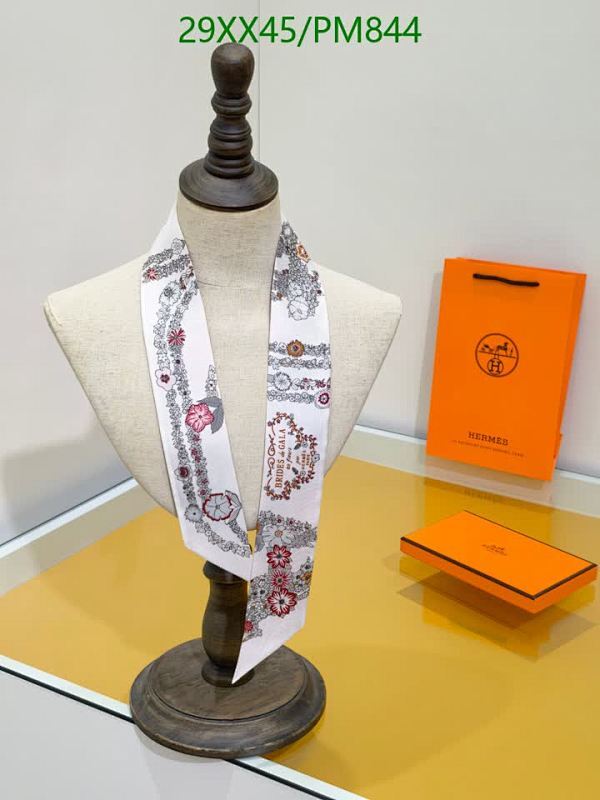 Hermes-Scarf Code: PM844 $: 29USD