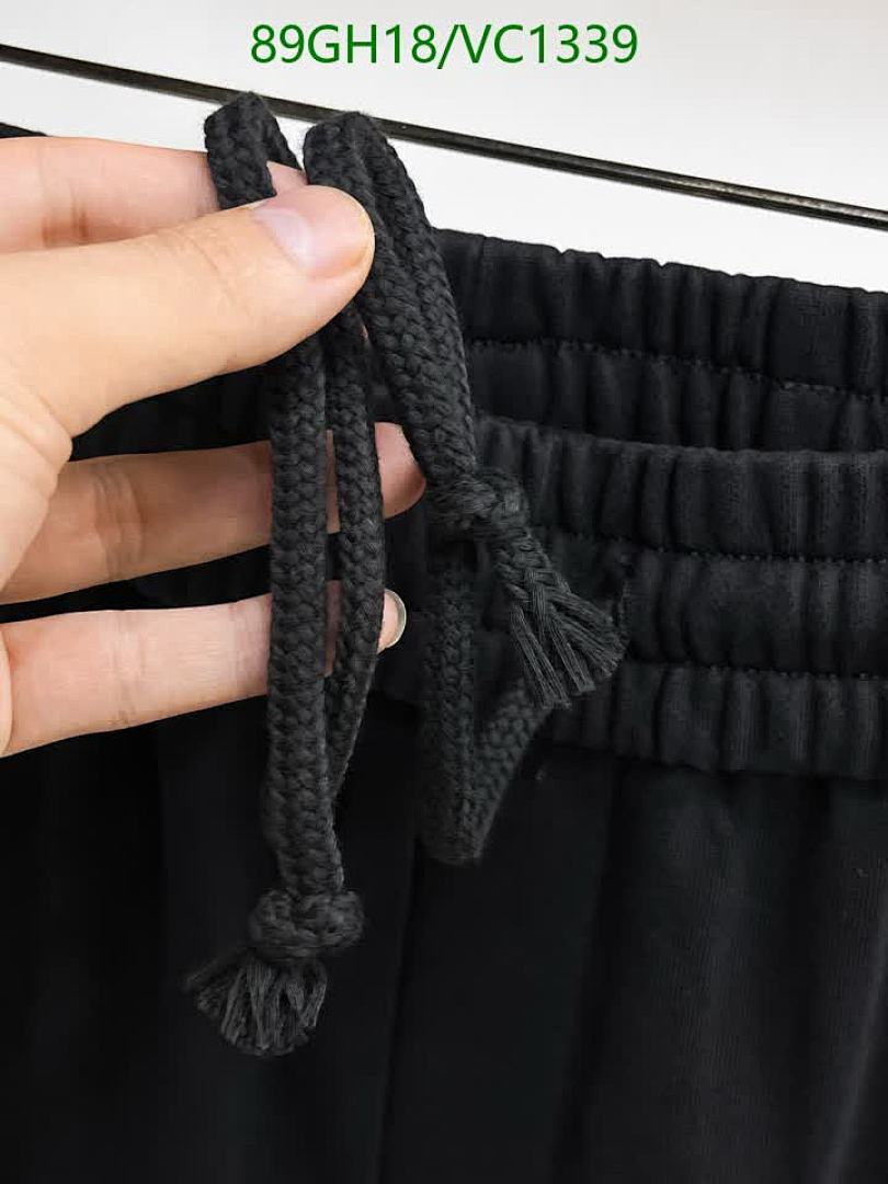 Balenciaga-Clothing Code: VC1339 $: 89USD