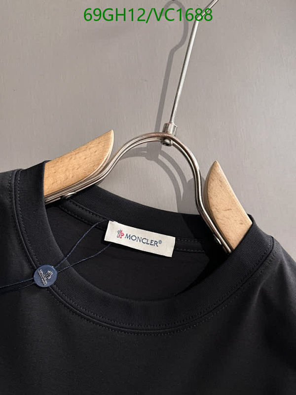 Moncler-Clothing Code: VC1688 $: 69USD