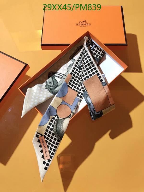 Hermes-Scarf Code: PM839 $: 29USD