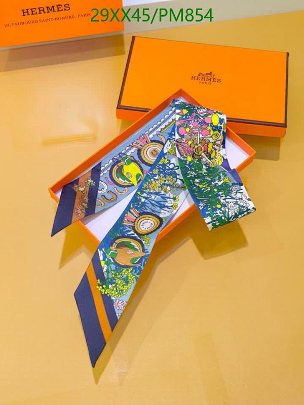 Hermes-Scarf Code: PM854 $: 29USD