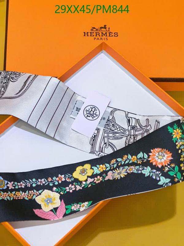 Hermes-Scarf Code: PM844 $: 29USD
