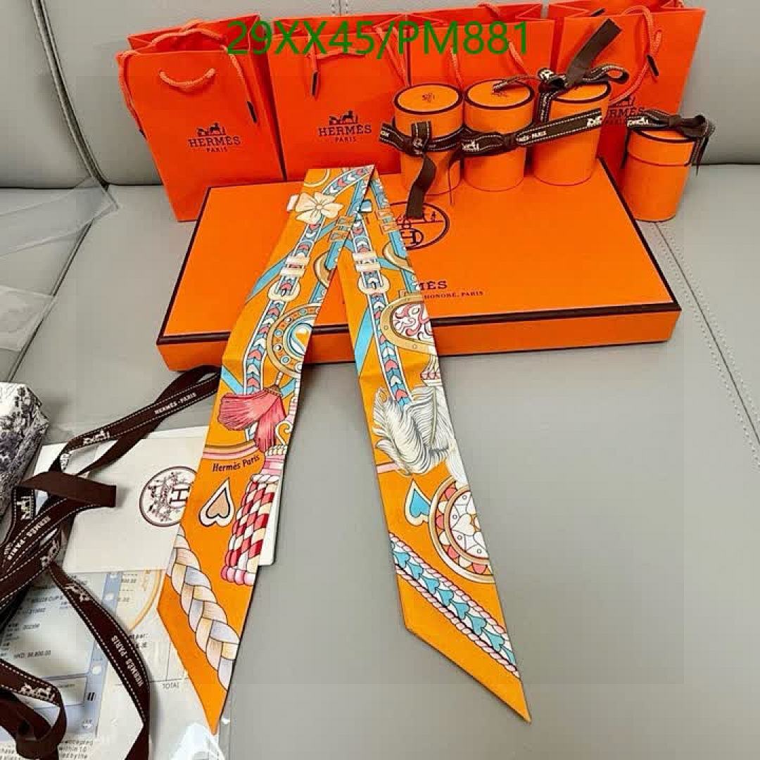 Hermes-Scarf Code: PM881 $: 29USD
