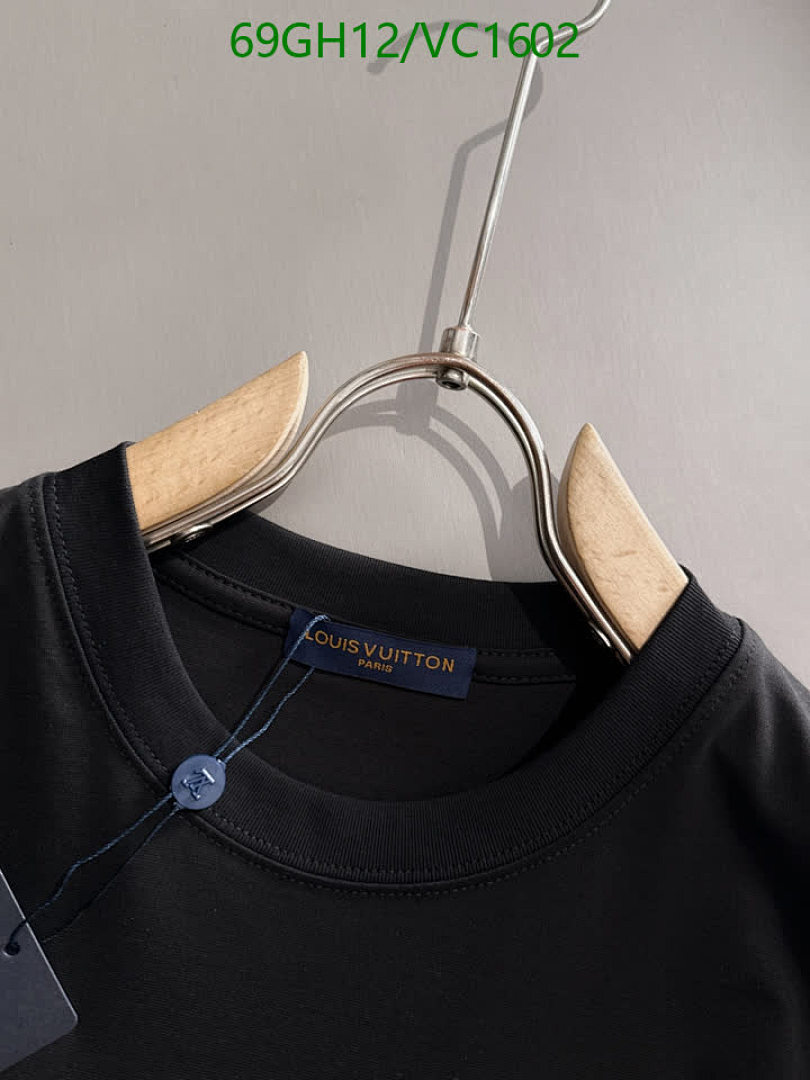 LV-Clothing Code: VC1602 $: 69USD