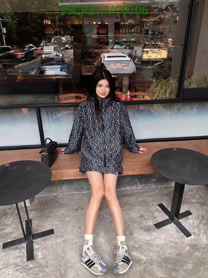 Dior-Clothing Code: VC0706 $: 99USD