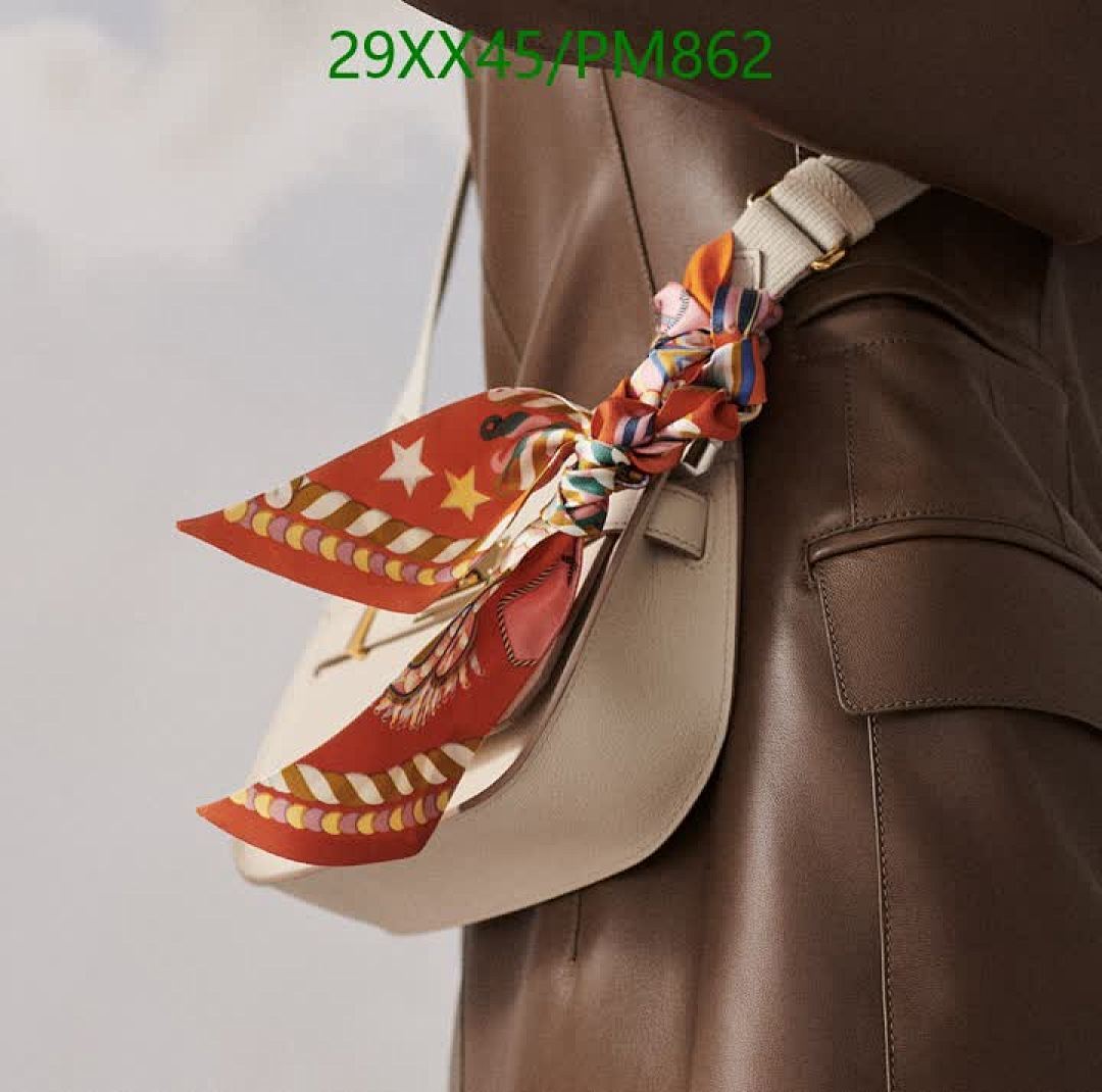 Hermes-Scarf Code: PM862 $: 29USD