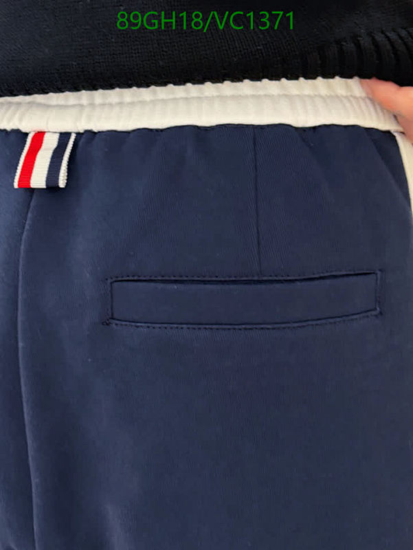 Burberry-Clothing Code: VC1371 $: 89USD