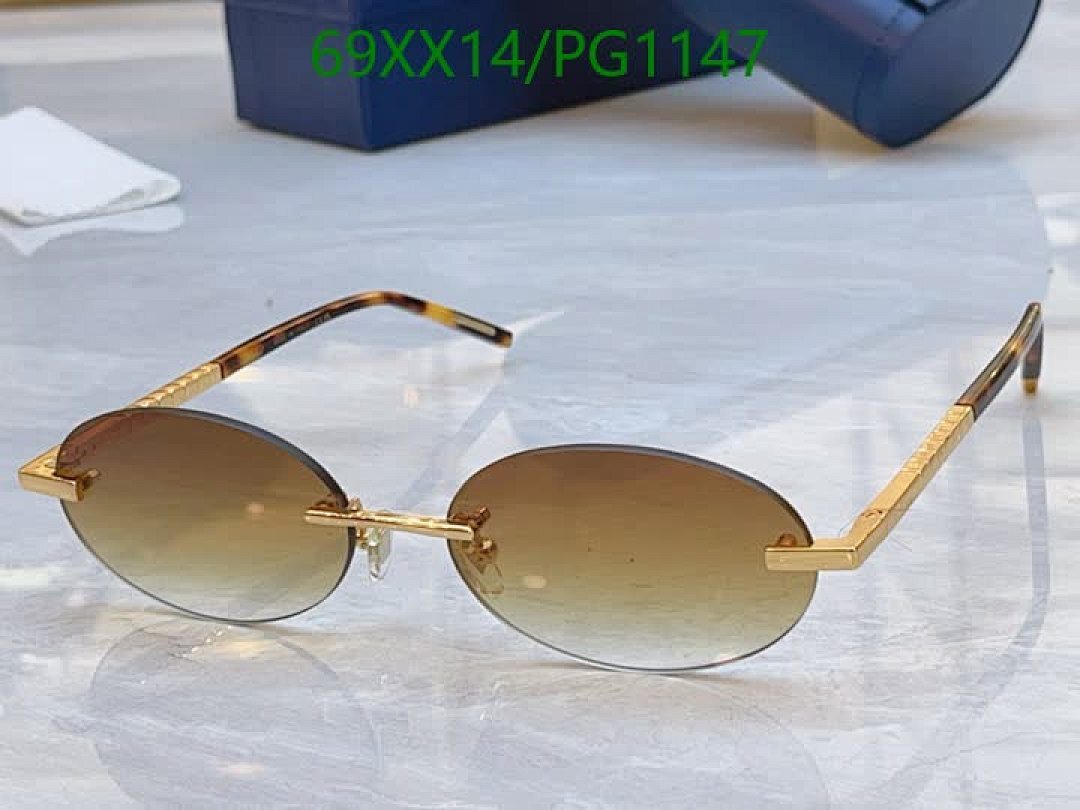 Chopard-Glasses Code: PG1147 $: 69USD