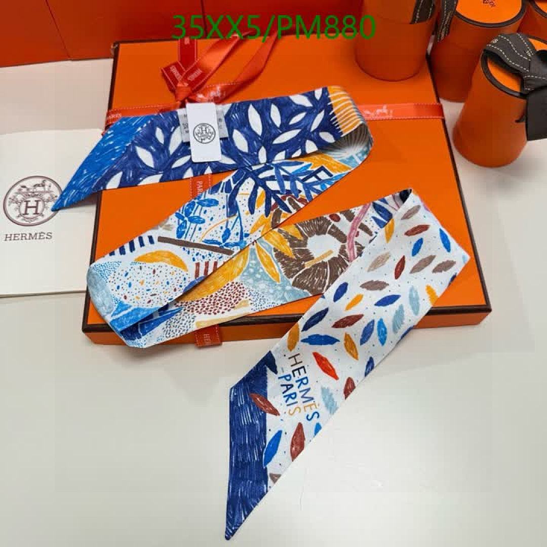 Hermes-Scarf Code: PM880 $: 35USD