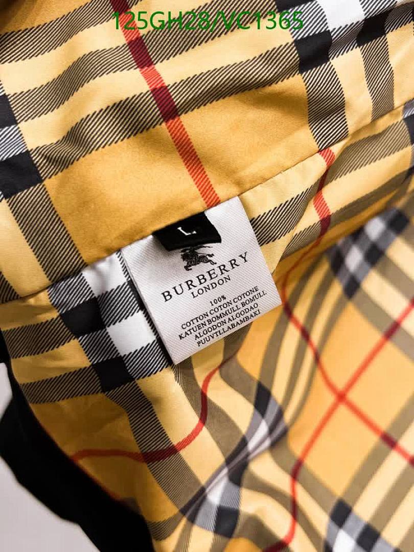 Burberry-Clothing Code: VC1365 $: 125USD