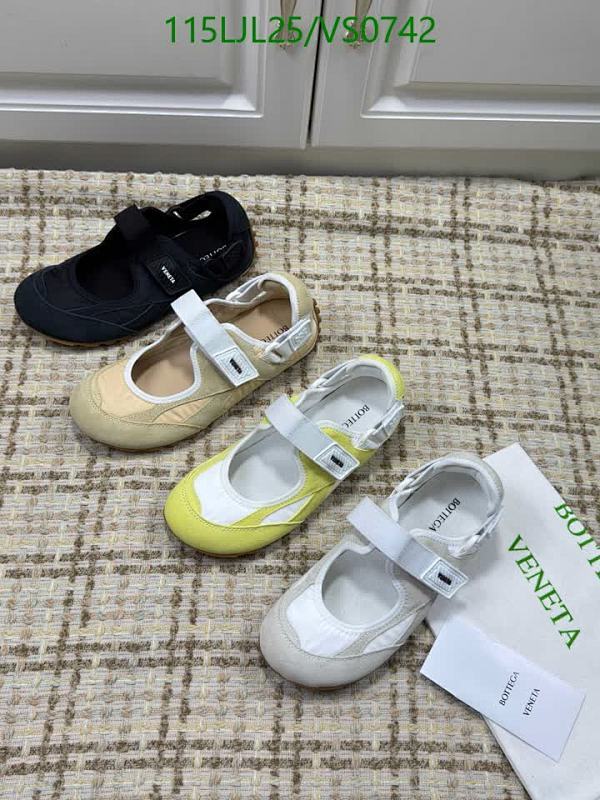 BV-Women Shoes Code: VS0742 $: 115USD