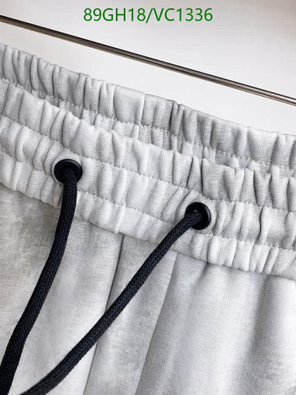 Balenciaga-Clothing Code: VC1336 $: 89USD