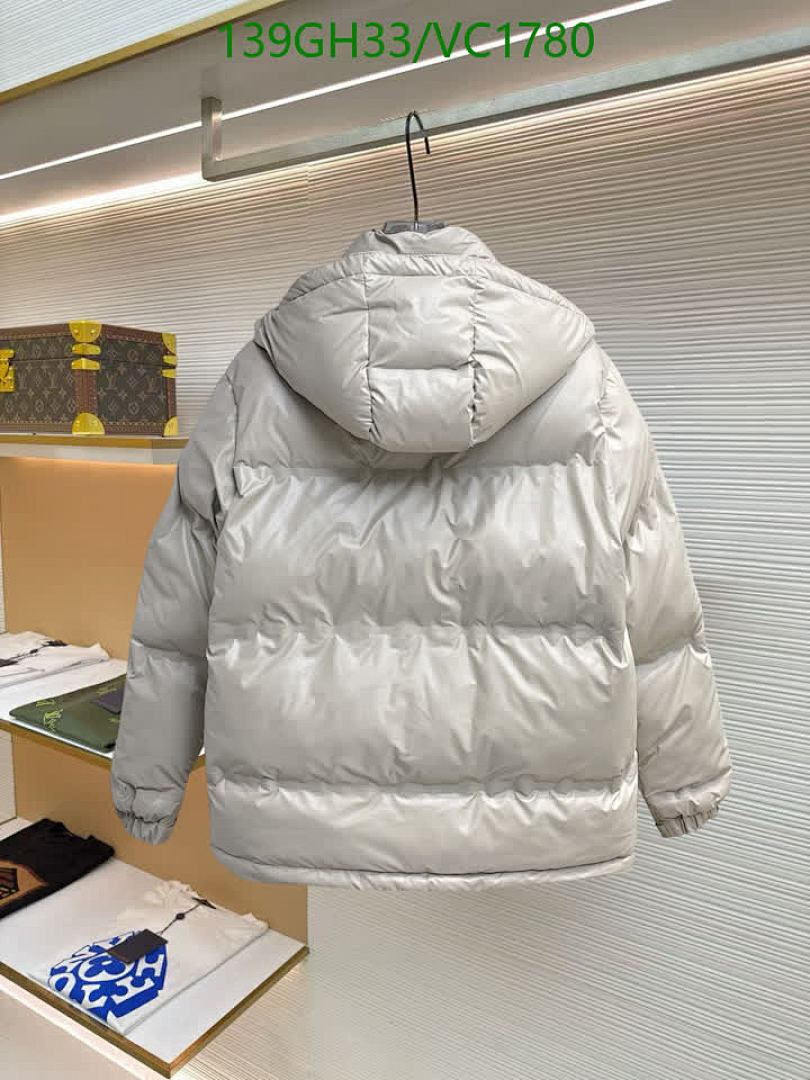 Prada-Down jacket Women Code: VC1780 $: 139USD