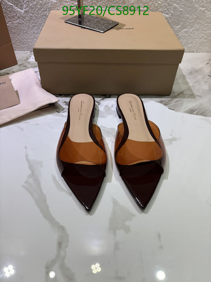 Gianvito Rossi-Women Shoes Code: CS8912 $: 95USD