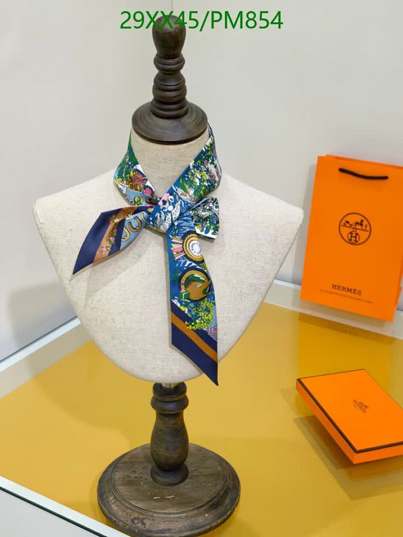 Hermes-Scarf Code: PM854 $: 29USD