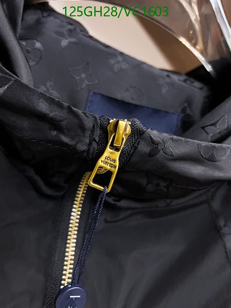 LV-Clothing Code: VC1603 $: 125USD