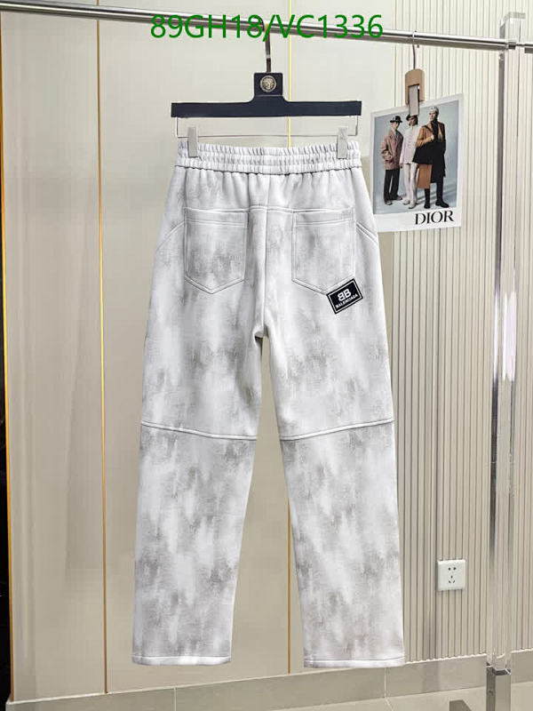 Balenciaga-Clothing Code: VC1336 $: 89USD