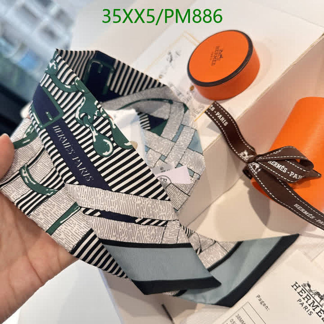 Hermes-Scarf Code: PM886 $: 35USD
