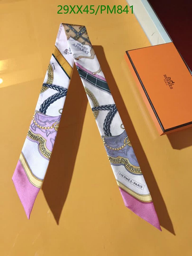 Hermes-Scarf Code: PM841 $: 29USD