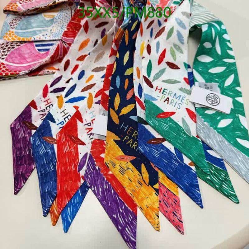 Hermes-Scarf Code: PM880 $: 35USD