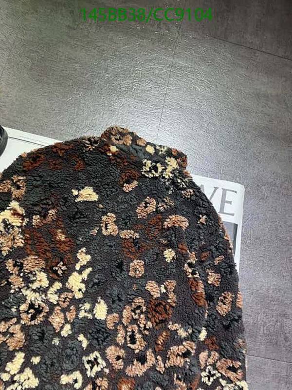 LV-Clothing Code: CC9104 $: 145USD