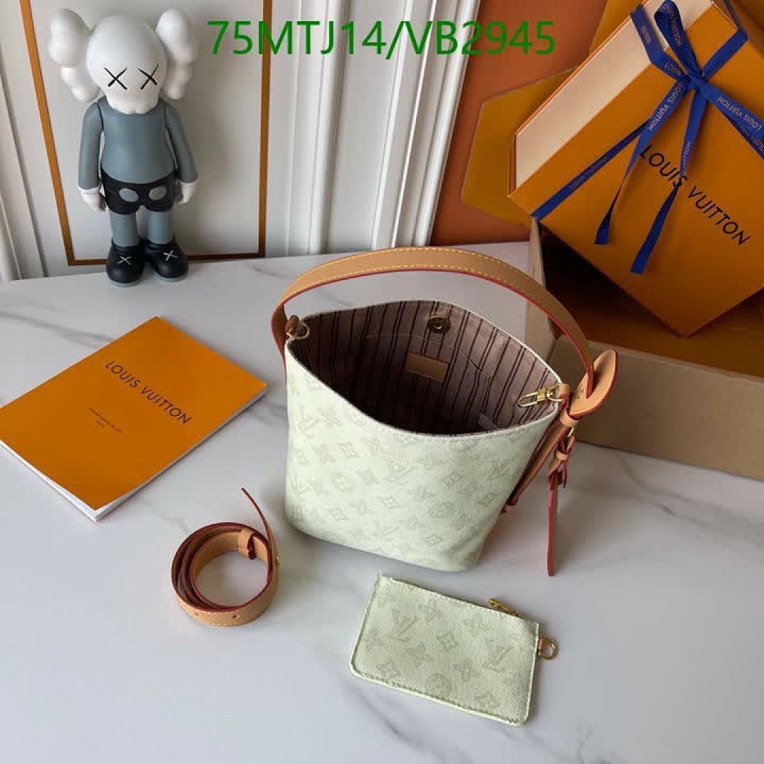 LV-Bag-4A Quality Code: VB2945 $: 75USD