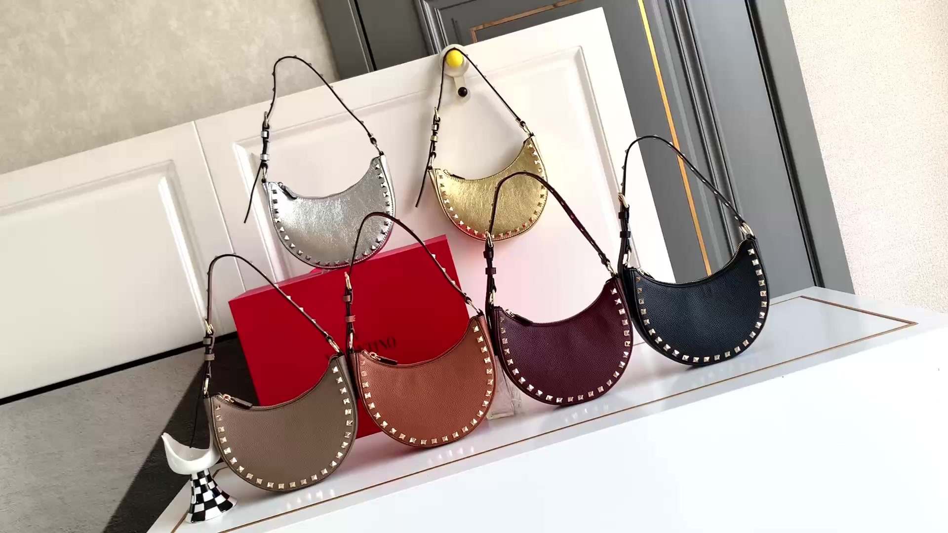 Valentino-Bag-4A Quality Code: JS5014 $: 79USD