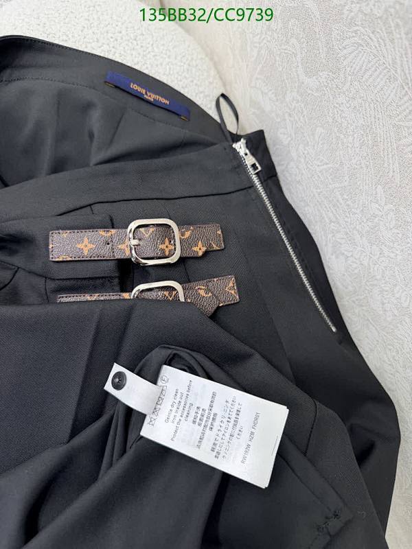 LV-Clothing Code: CC9739 $: 135USD