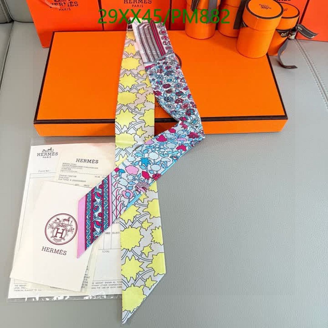 Hermes-Scarf Code: PM882 $: 29USD