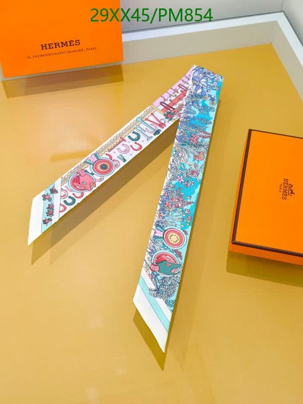 Hermes-Scarf Code: PM854 $: 29USD