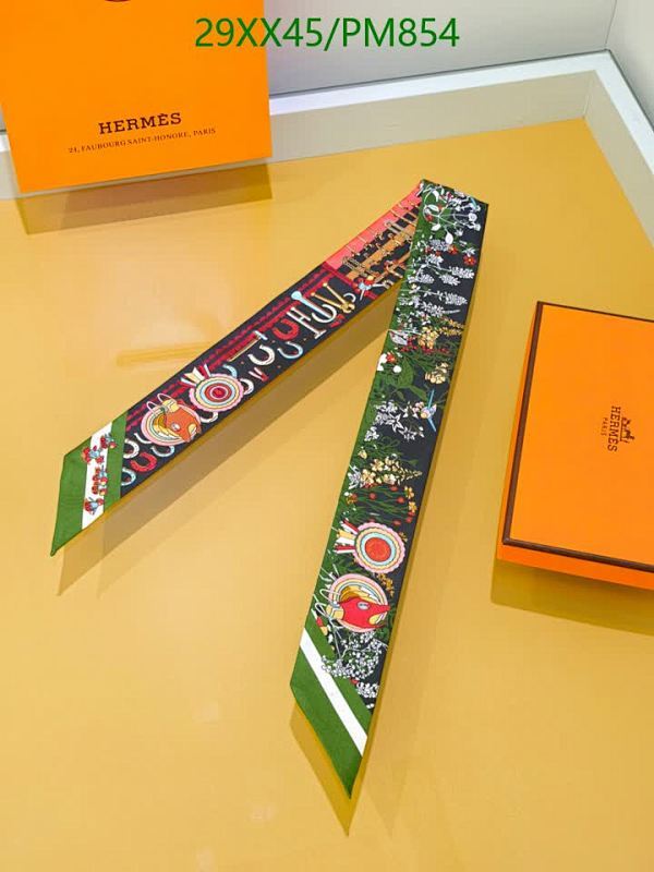 Hermes-Scarf Code: PM854 $: 29USD