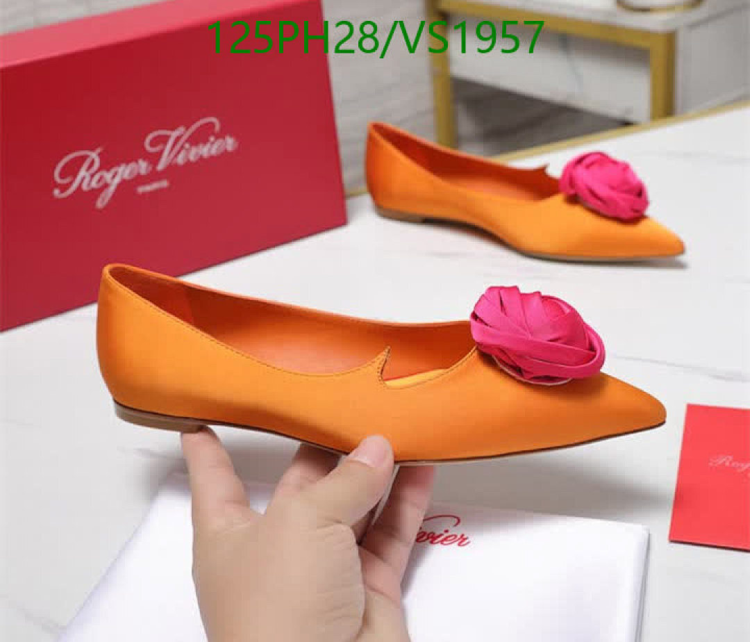 Roger Vivier-Women Shoes Code: VS1957 $: 125USD-Yupoo.ru - Copybrand.Team photo album Roger Vivier-Women Shoes Code: VS1957 $: 125USD
