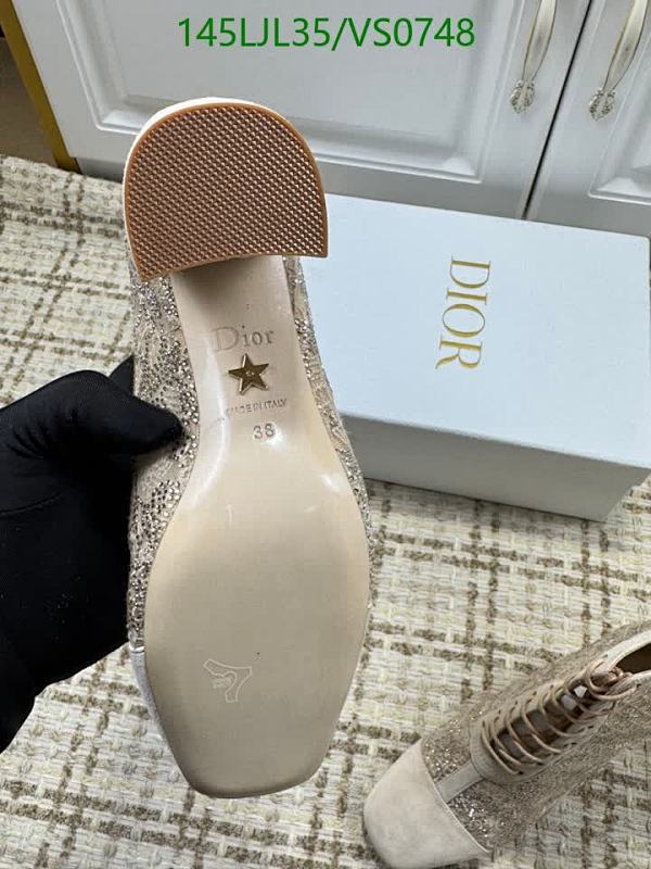 Boots-Women Shoes Code: VS0748 $: 145USD